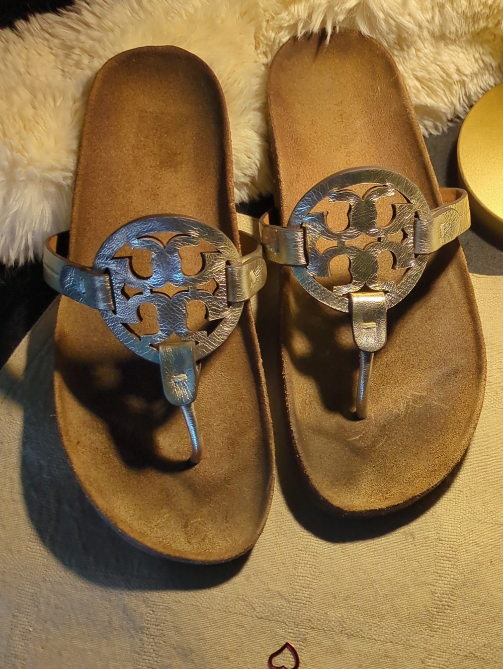 Tory Burch Metallic Gold Logo Thong          Sandals Size 8 NOW ONLY $45